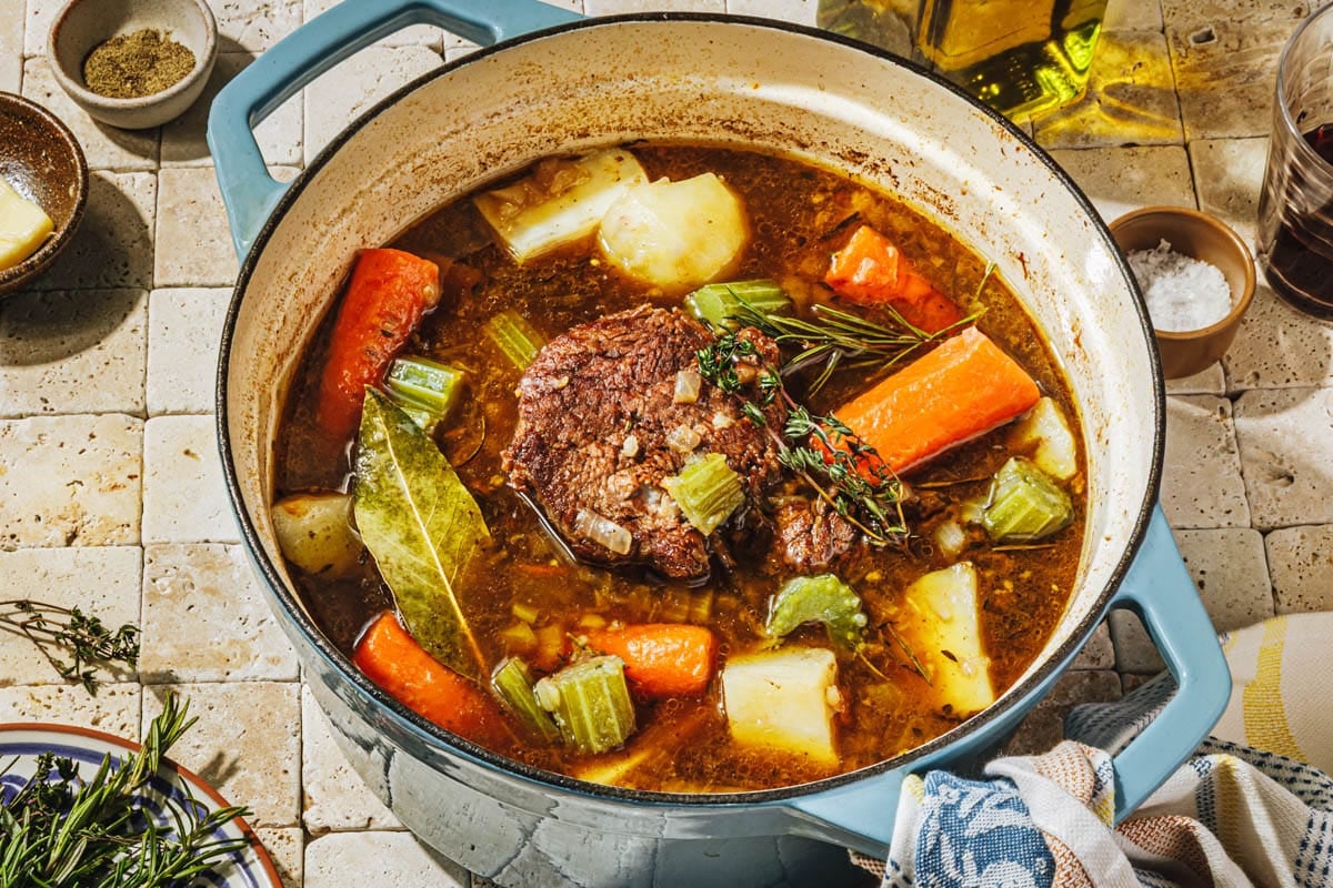 Ultimate Dutch Oven Pot Roast: Fall-Apart Tender & Family Cozy